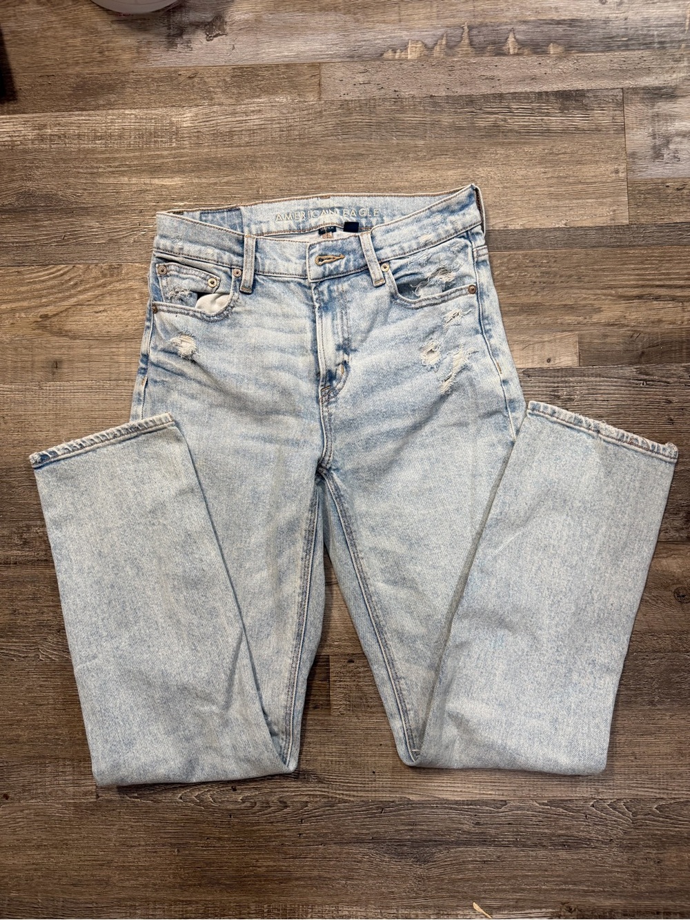 American Eagle Light Blue Straight-Leg High Rise Women’s Jeans‎